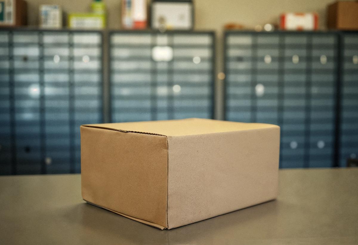 5 moduri de a alege cutia de carton potrivită pentru afacerea ta